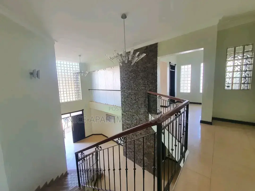 5bdrm Duplex in Kansanga, Central Division for rent in Central Division