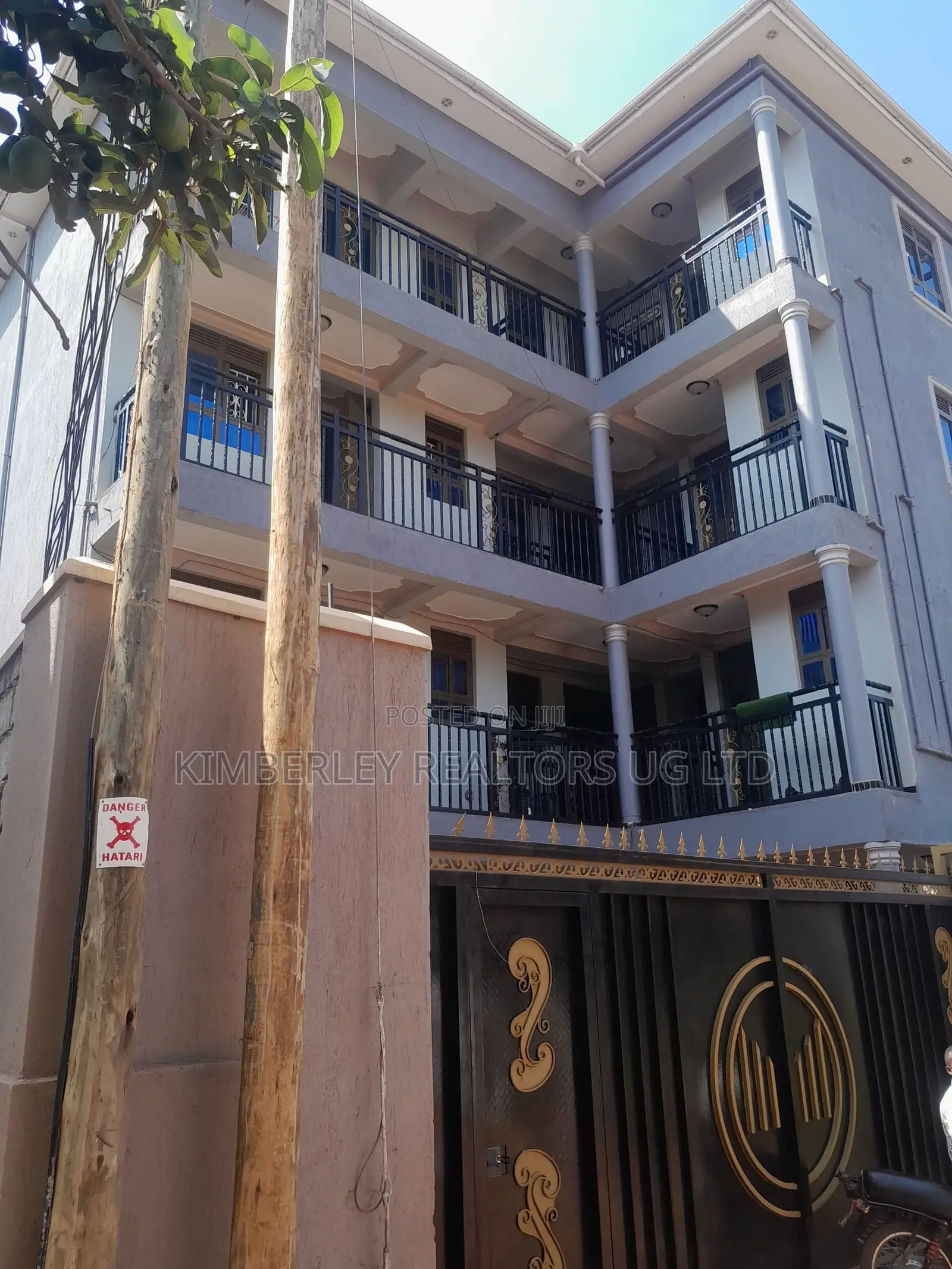 10bdrm Apartment in Wakiso / Wakiso for sale in Wakiso / Wakiso
