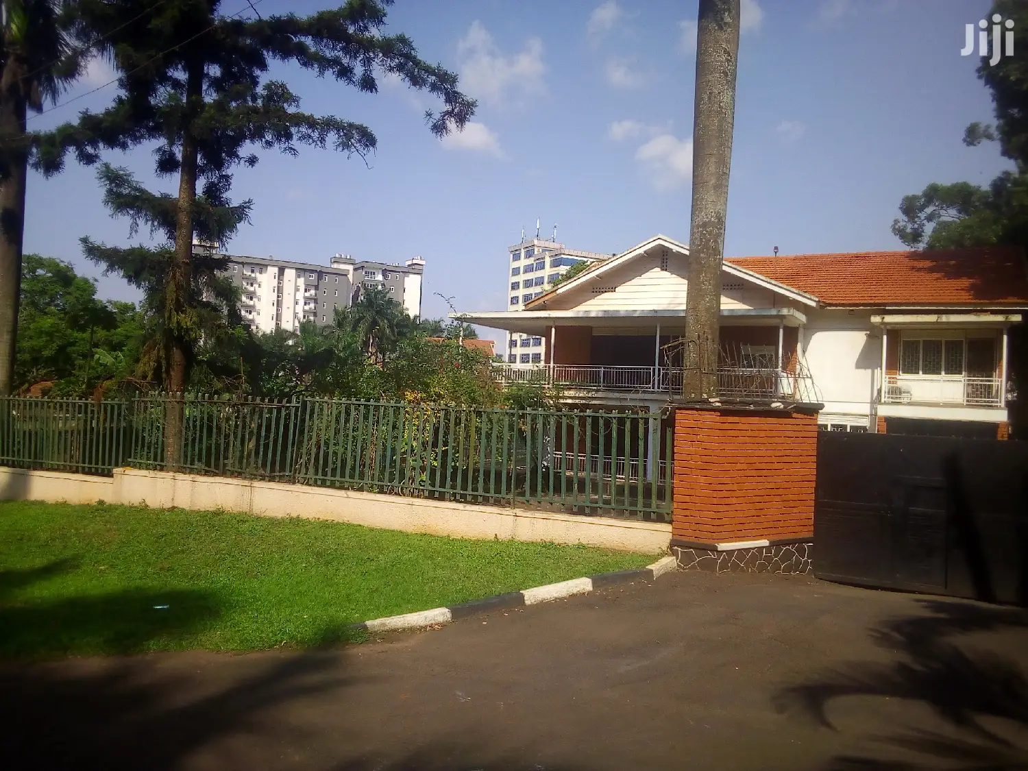5 Bedroom House In Kololo For Rent in Kampala
