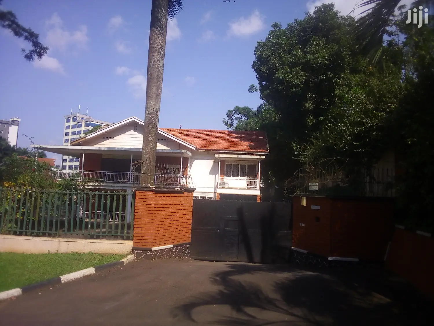 5 Bedroom House In Kololo For Rent in Kampala