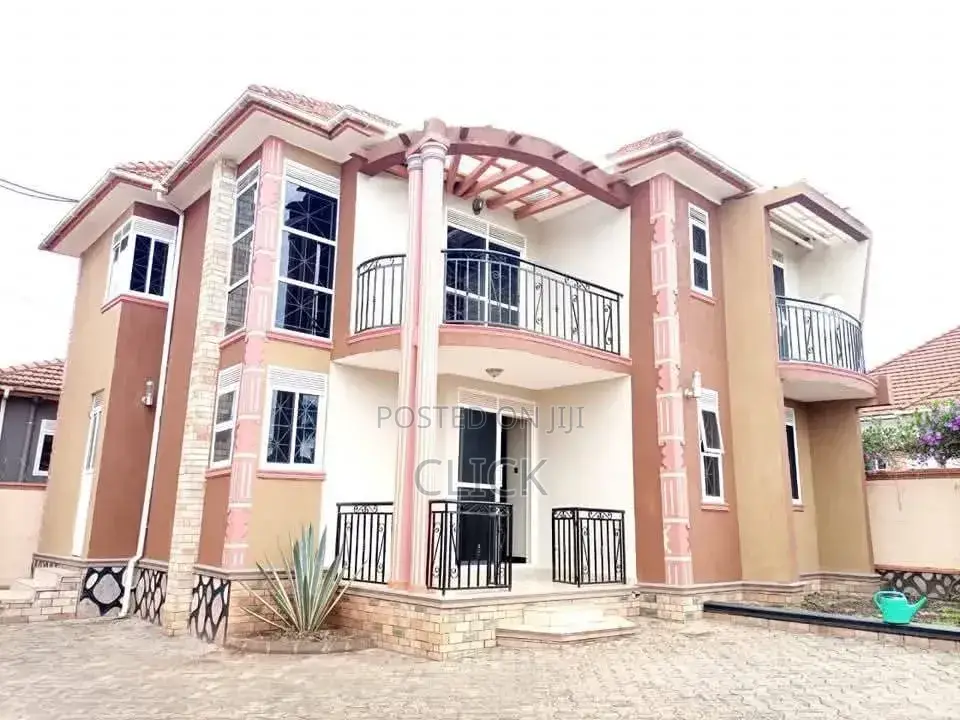 5bdrm Duplex in Bugolobi, Central Division for rent in Central Division