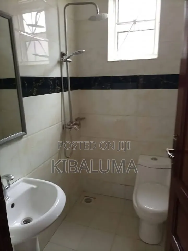 5bdrm Duplex in Bugolobi, Central Division for rent in Central Division