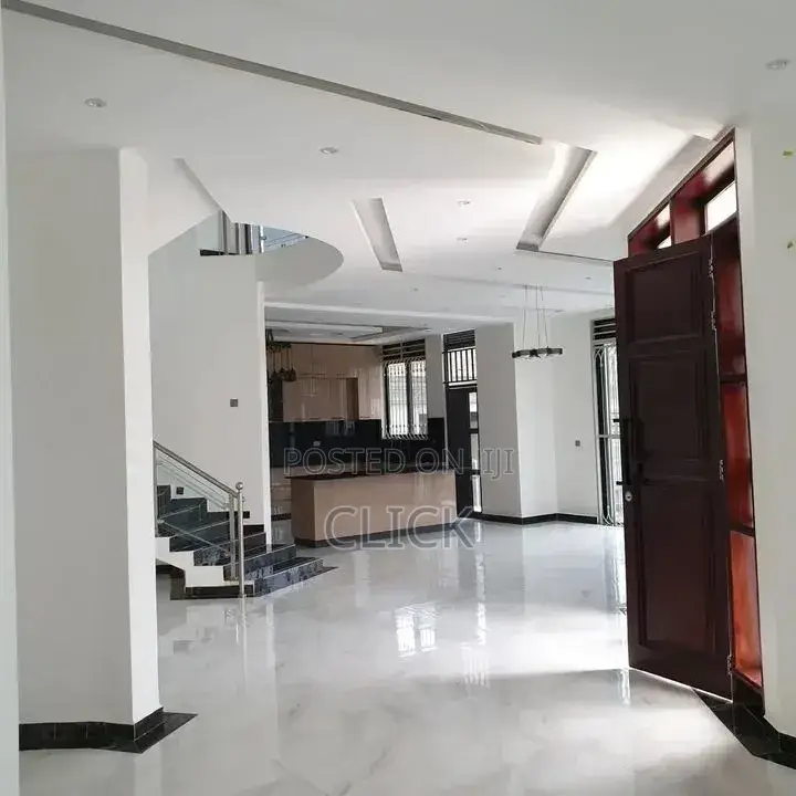 5bdrm Duplex in Kyanja, Central Division for rent in Central Division