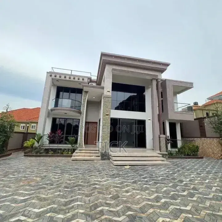 5bdrm Duplex in Munyonyo, Central Division for rent in Central Division