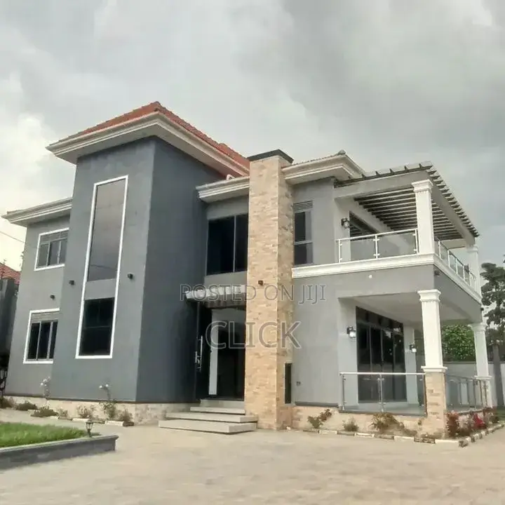 5bdrm Duplex in Muyenga, Central Division for rent in Central Division