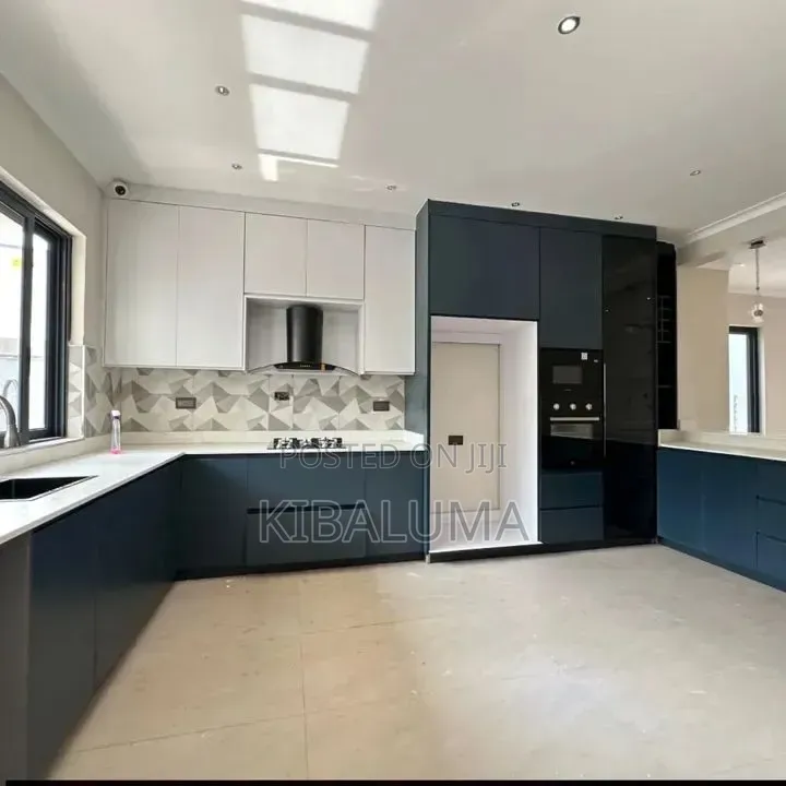 5bdrm Duplex in Bunga, Central Division for rent in Central Division