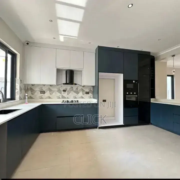 5bdrm Duplex in Bunga, Central Division for rent in Central Division
