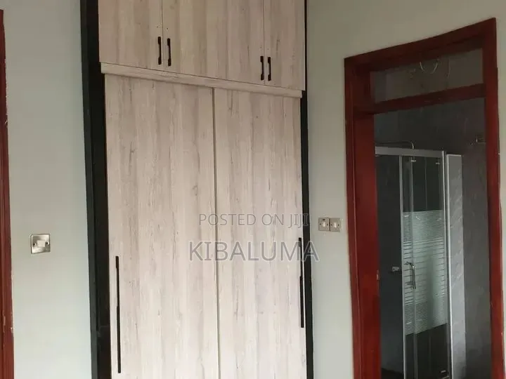 5bdrm Duplex in Buziga, Central Division for rent in Central Division