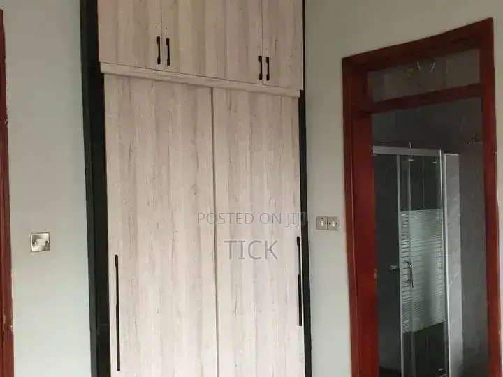 5bdrm Duplex in Buziga, Central Division for rent in Central Division