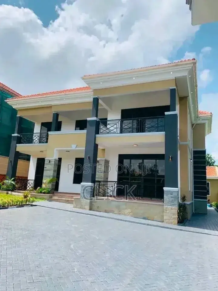 5bdrm Duplex in Buziga, Central Division for rent in Central Division