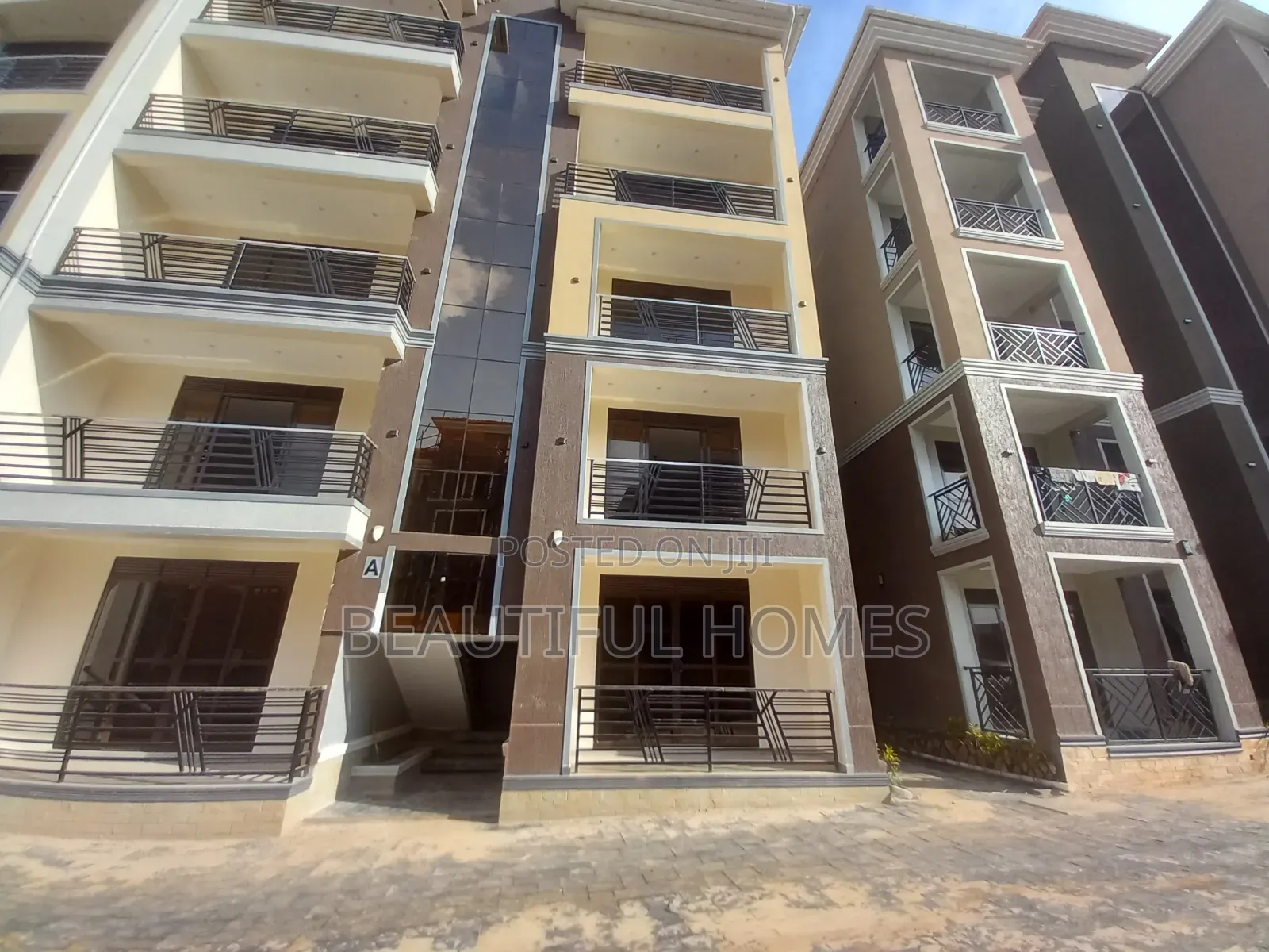 Furnished 2bdrm Block of Flats in Kyanja On The, Central Division in Central Division