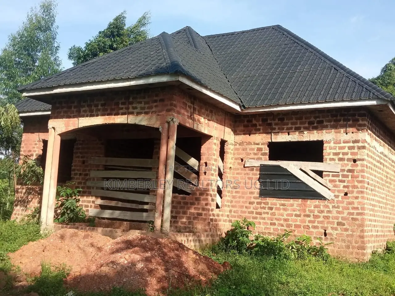 Shell House for Sale – Matugga Migadde in Division A