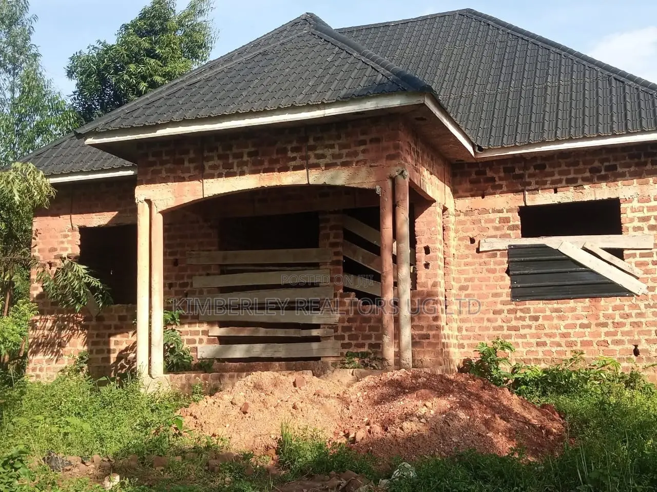 Shell House for Sale – Matugga Migadde in Division A
