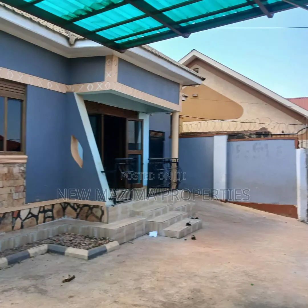 3bdrm Bungalow in Makindye Heights, Central Division for sale in Central Division