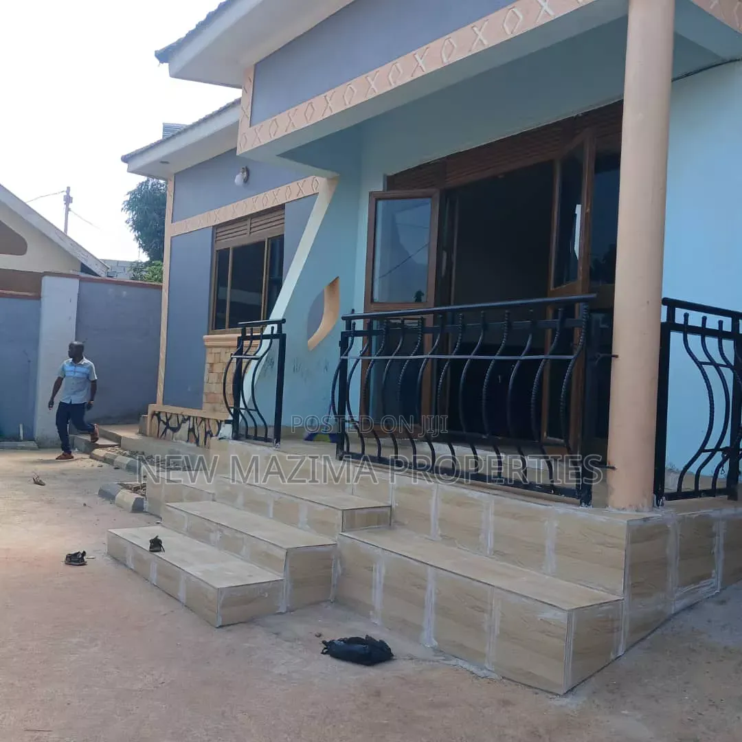 3bdrm Bungalow in Makindye Heights, Central Division for sale in Central Division