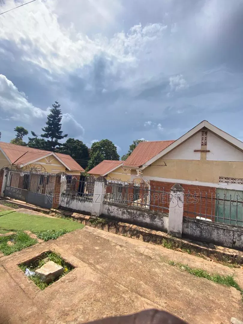 9bdrm Bungalow in Bunga Heights, Central Division for sale in Central Division