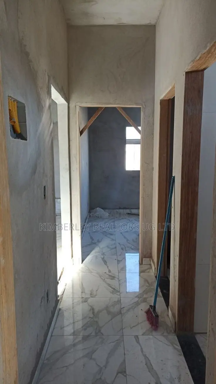 4bdrm Duplex in Division A for sale in Division A