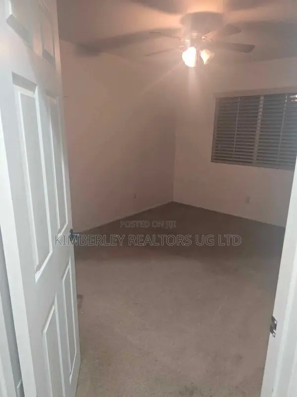 20bdrm Apartment in Mukono TC for sale in Mukono TC