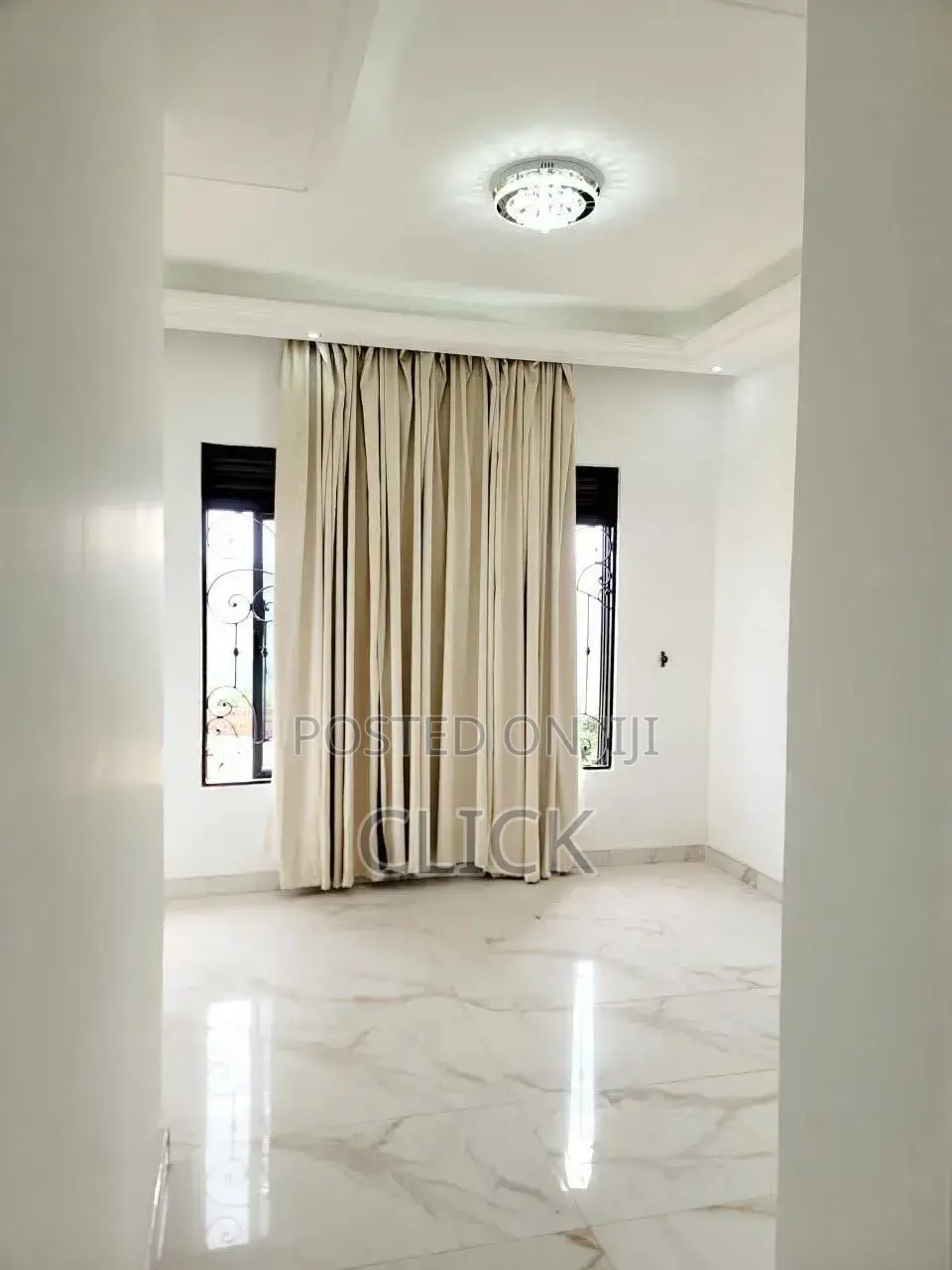 5bdrm Apartment in Mbuya, Central Division for rent in Central Division