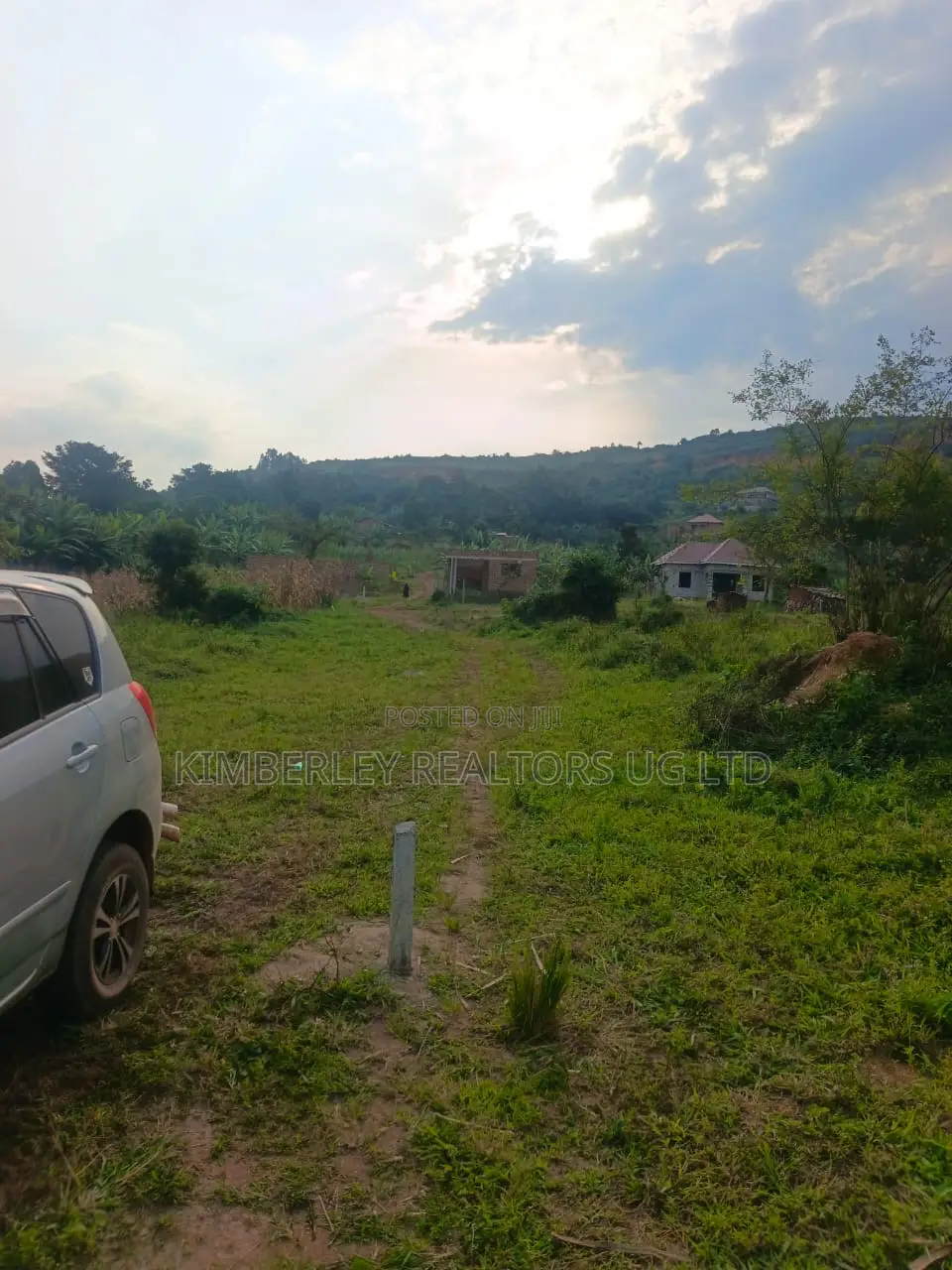 Lake Front Estate Plots for Sale – Entebbe Kawuku in Division A
