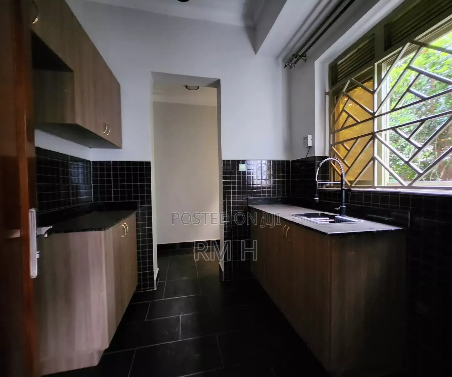 2bdrm Apartment in Nsambya, Central Division for rent in Central Division