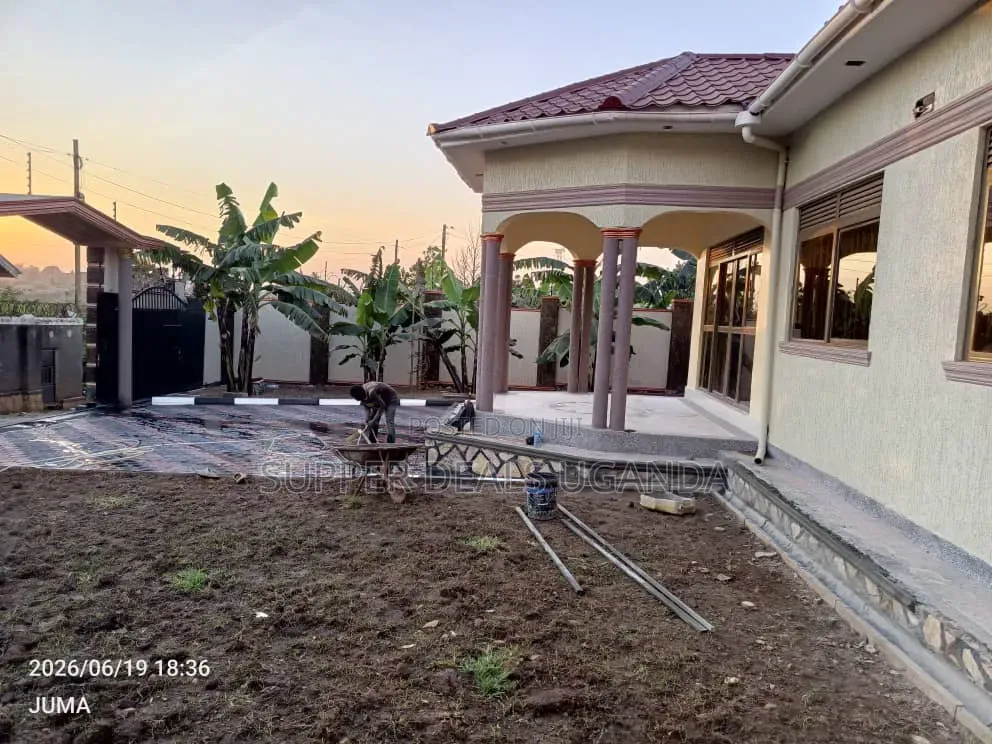 Furnished 3bdrm Bungalow in Kungu, Nakawa for sale in Nakawa