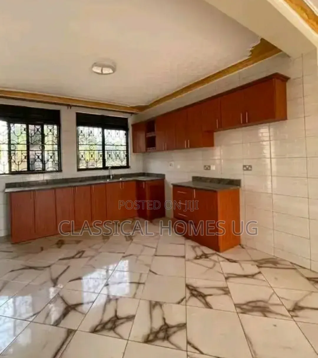 3bdrm Apartment in Lubowa Entebbe Road, Central Division for rent in Central Division