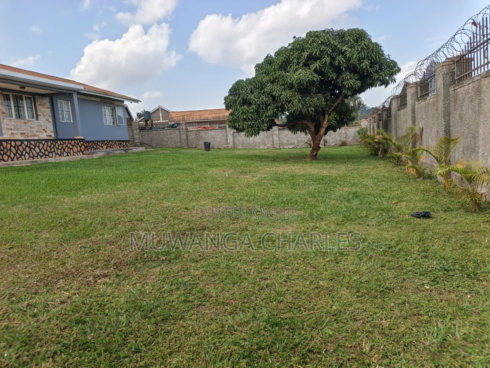 Office Space for Rent in Kisaasi Baha'i in Kawempe