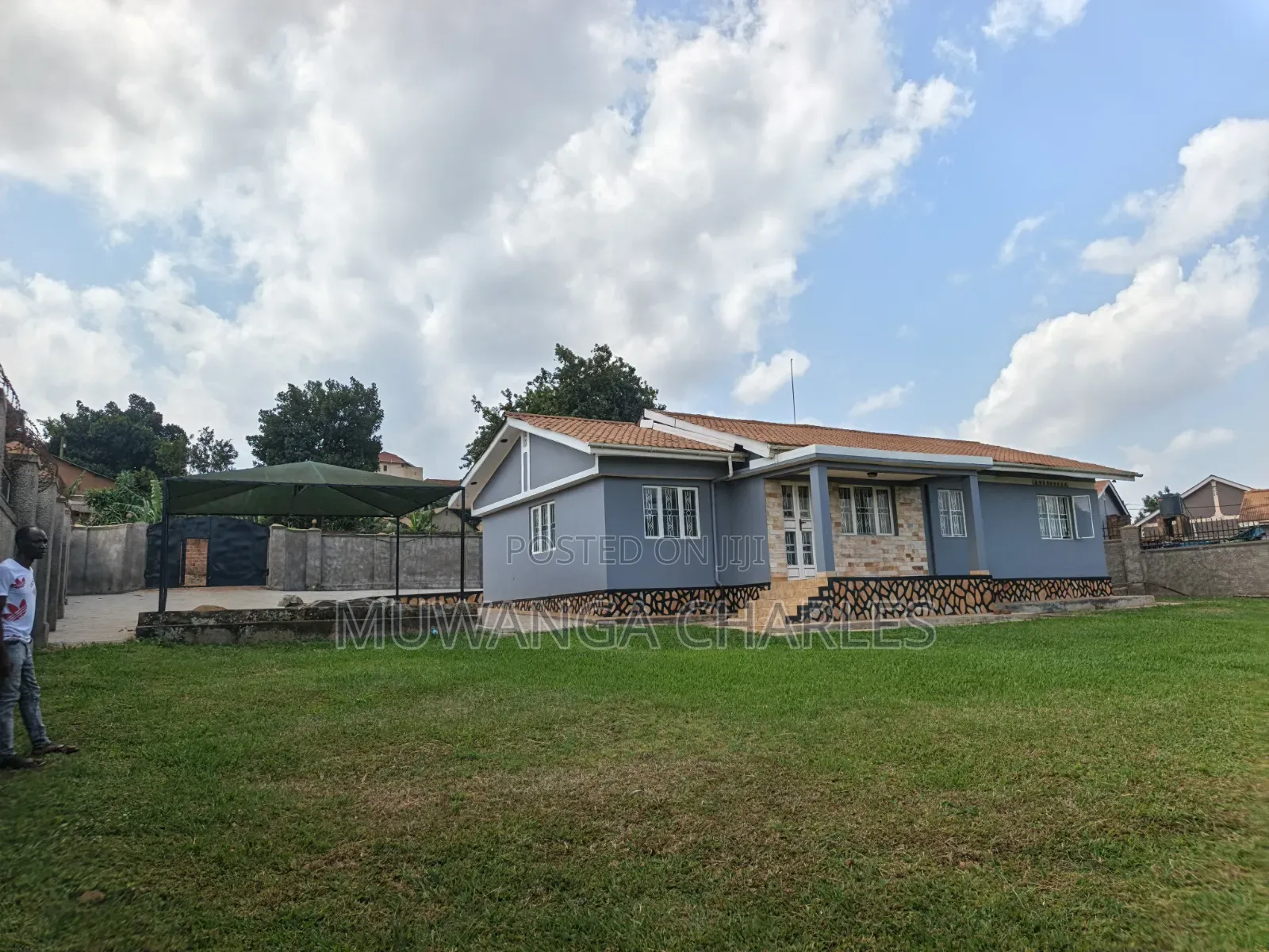 Office Space for Rent in Kisaasi Baha'i in Kawempe