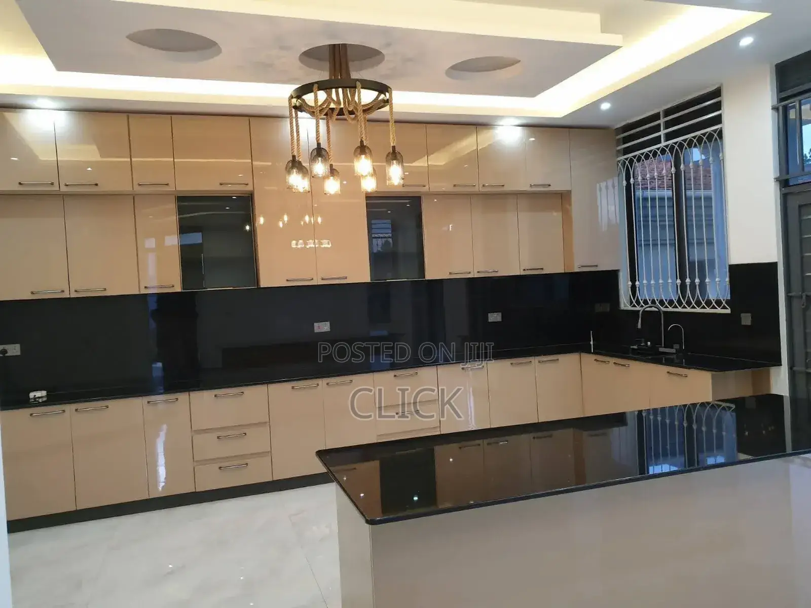 6bdrm Duplex in Munyonyo, Central Division for rent in Central Division