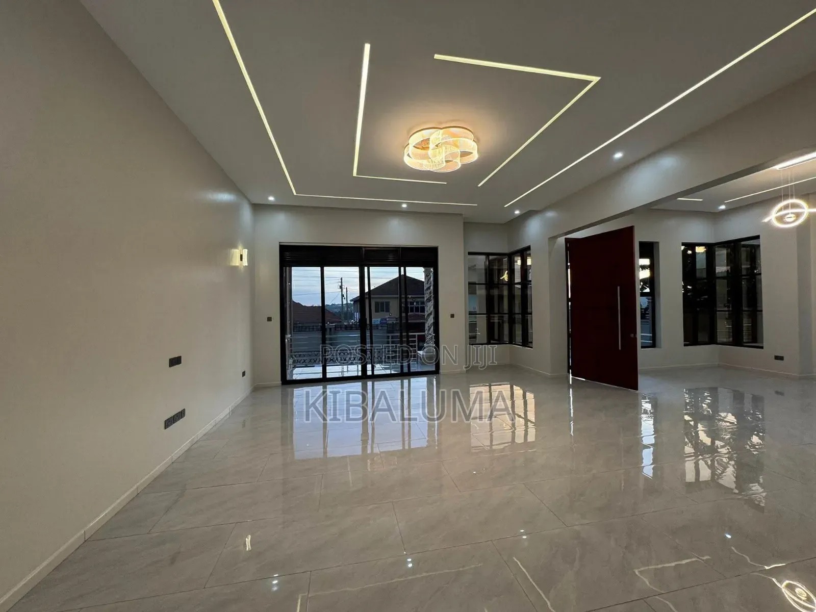 5bdrm Apartment in Bugolobi, Central Division for rent in Central Division