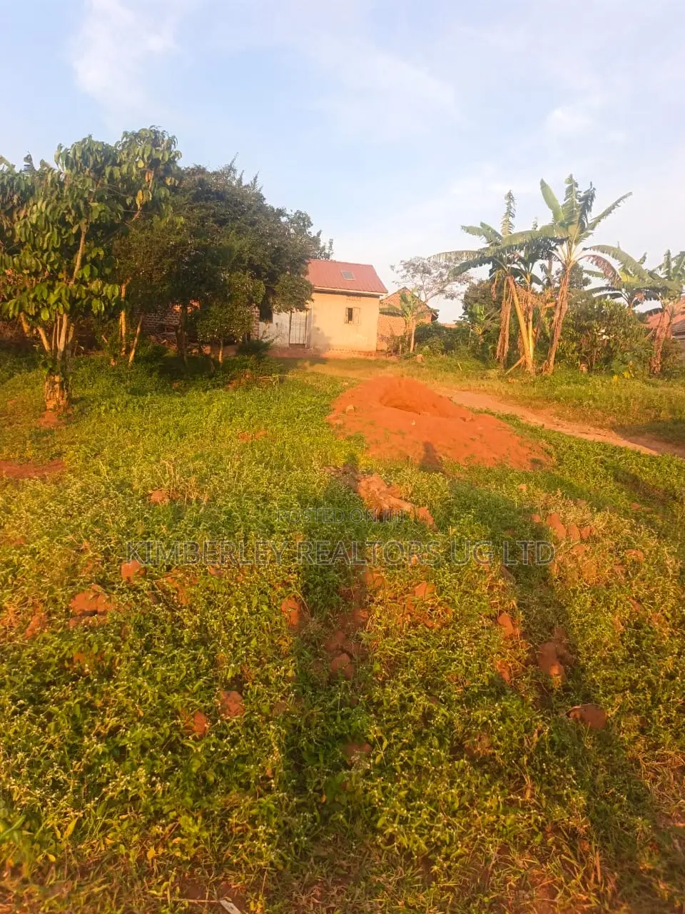 Prime Land for Sale – Nakasajja Kiwumu in Division A