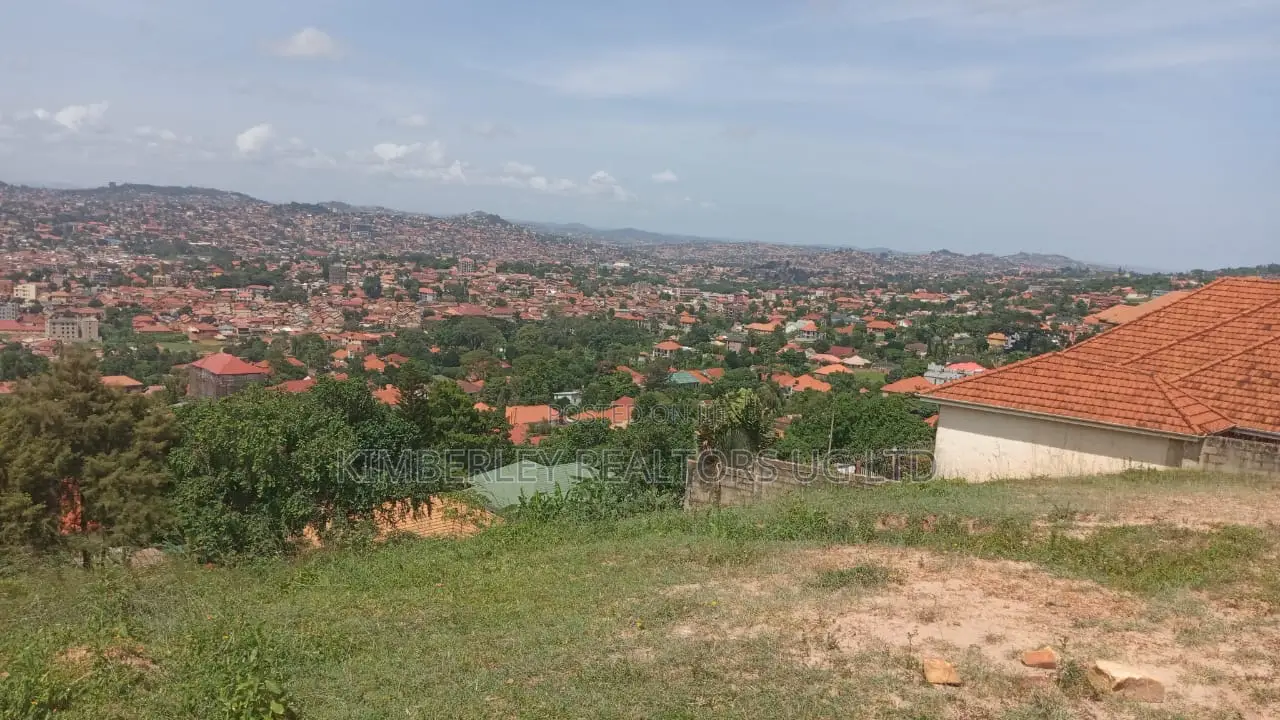 Quick Sale Hilltop Land – Mutundwe (Kampala View) in Division A