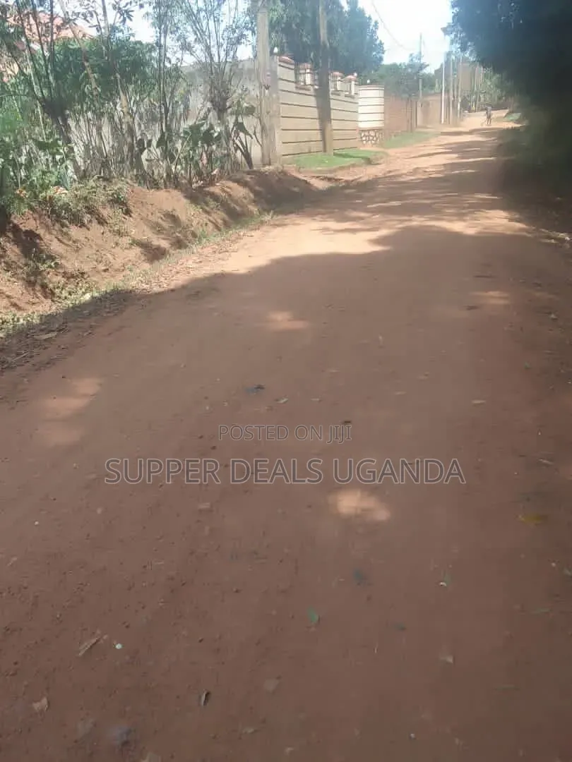 40by30ft Plot for Sale in Gayaza in Nakawa