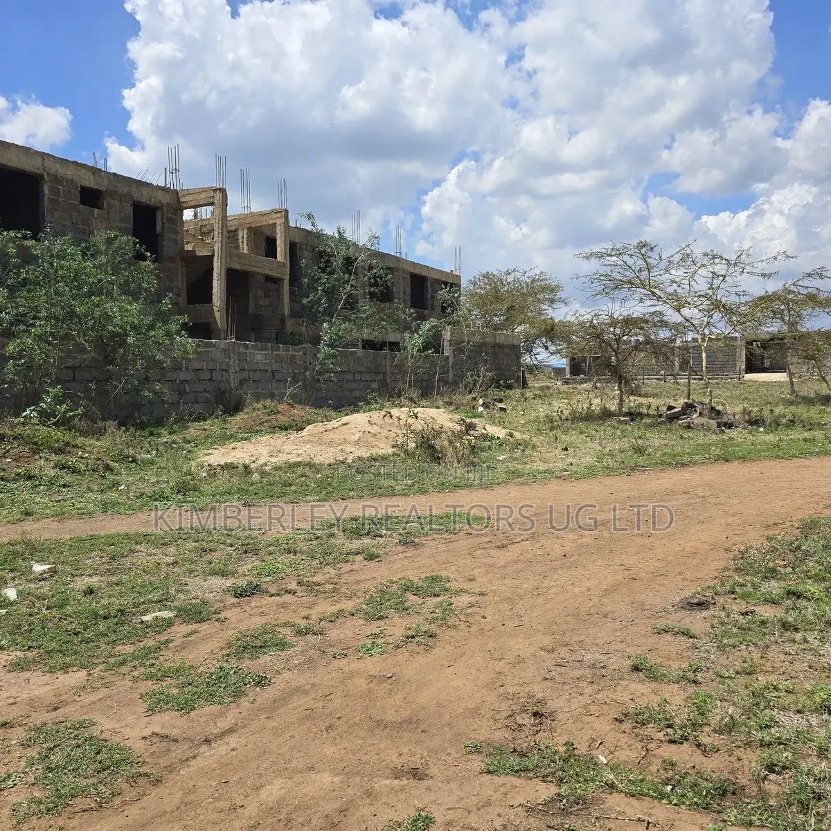 Commercial Plot for Sale – Mutundwe Kisigula Junction in Division A