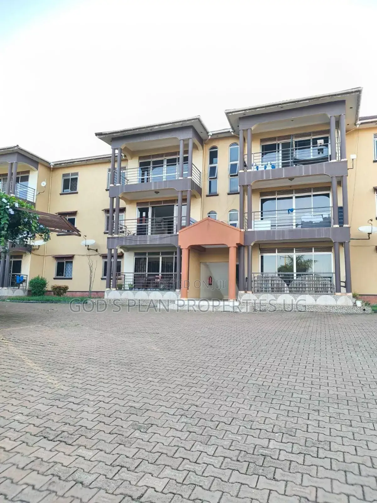3bdrm Apartment in Nakawa Mbuya Estate for rent in Nakawa