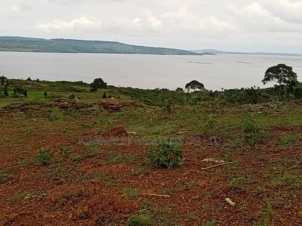 Land for Sale – Kajjansi, Entebbe Road in Division A