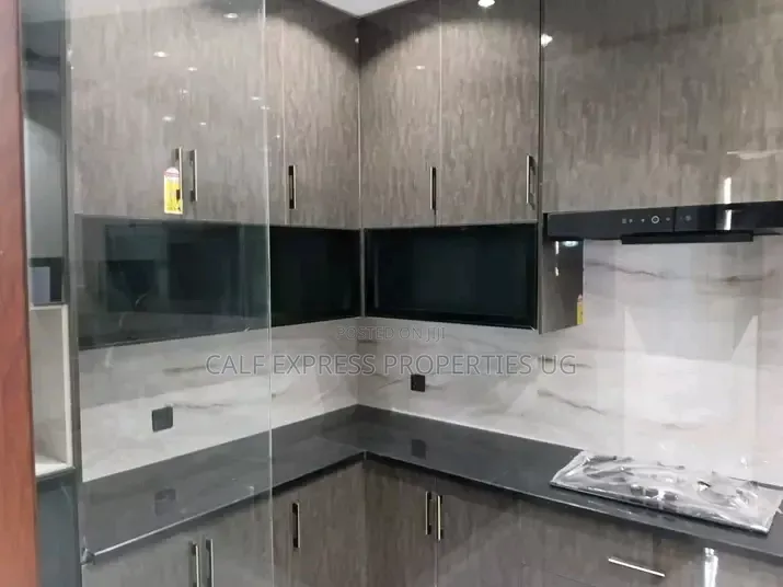 3bdrm Apartment in Muyenga Estate, Central Division for rent in Central Division