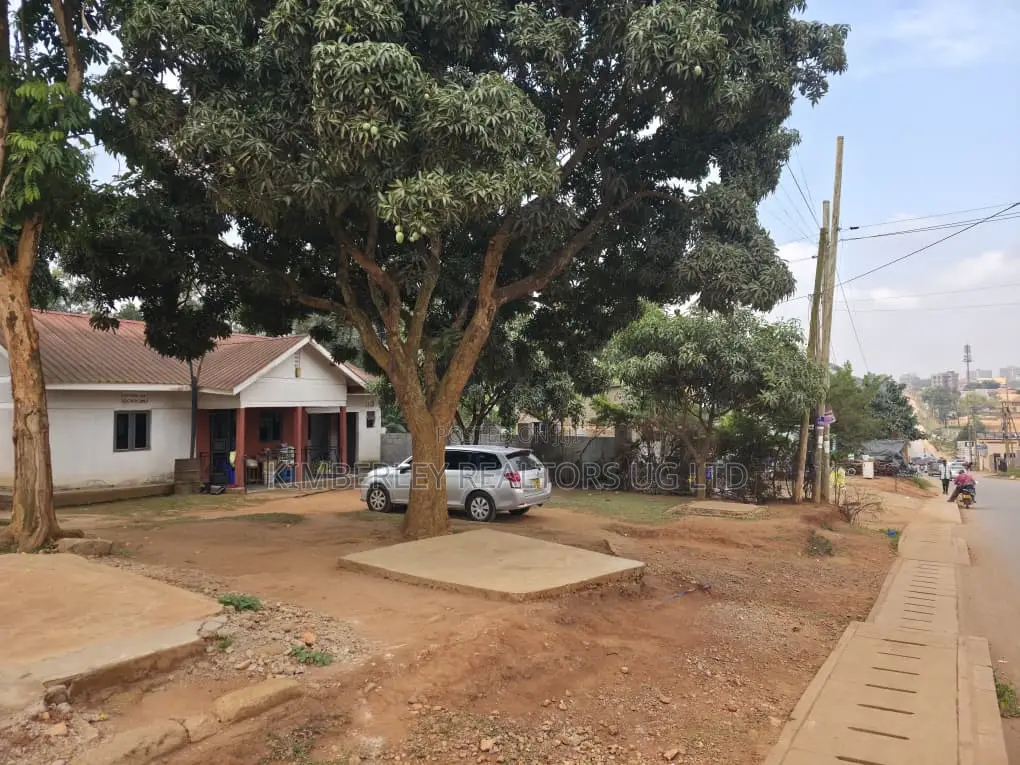Commercial Plot For Sale – Seguku Katale in Division A
