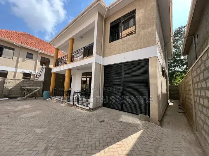 4bdrm Duplex in Bukooto, Nakawa for rent in Nakawa