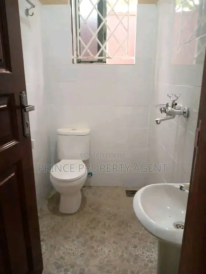 Studio Apartment in Saasa, Central Division for rent in Central Division