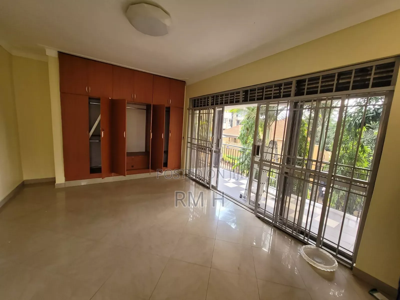 4bdrm Duplex in Muyenga, Central Division for rent in Central Division