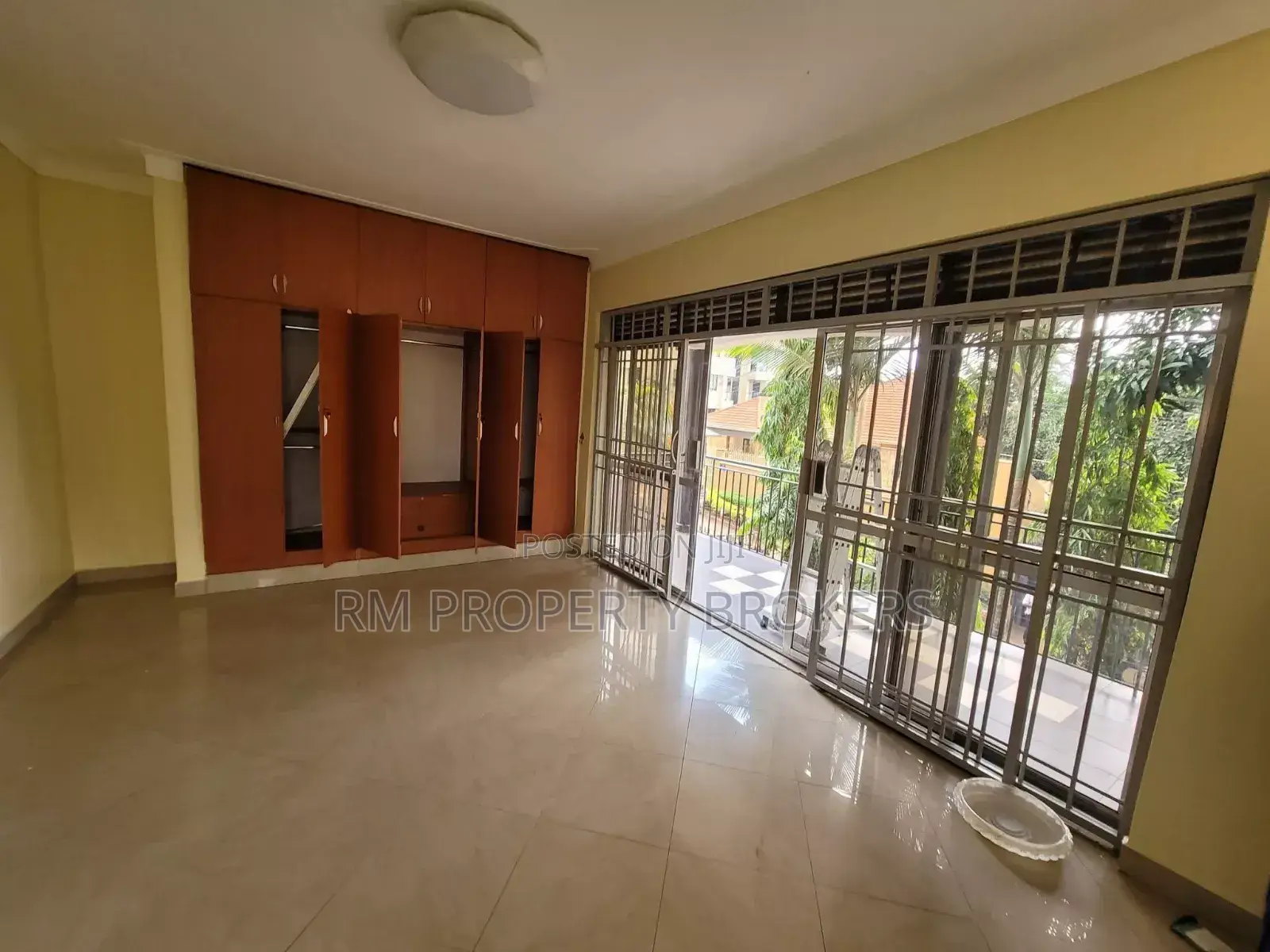 4bdrm Duplex in Muyenga, Central Division for rent in Central Division