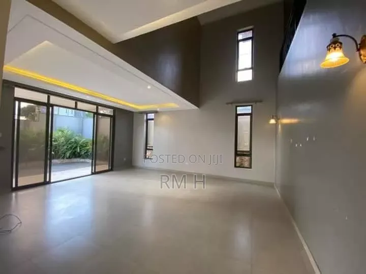 5bdrm Duplex in Muyenga, Central Division for rent in Central Division