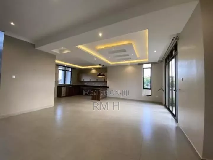 5bdrm Duplex in Muyenga, Central Division for rent in Central Division