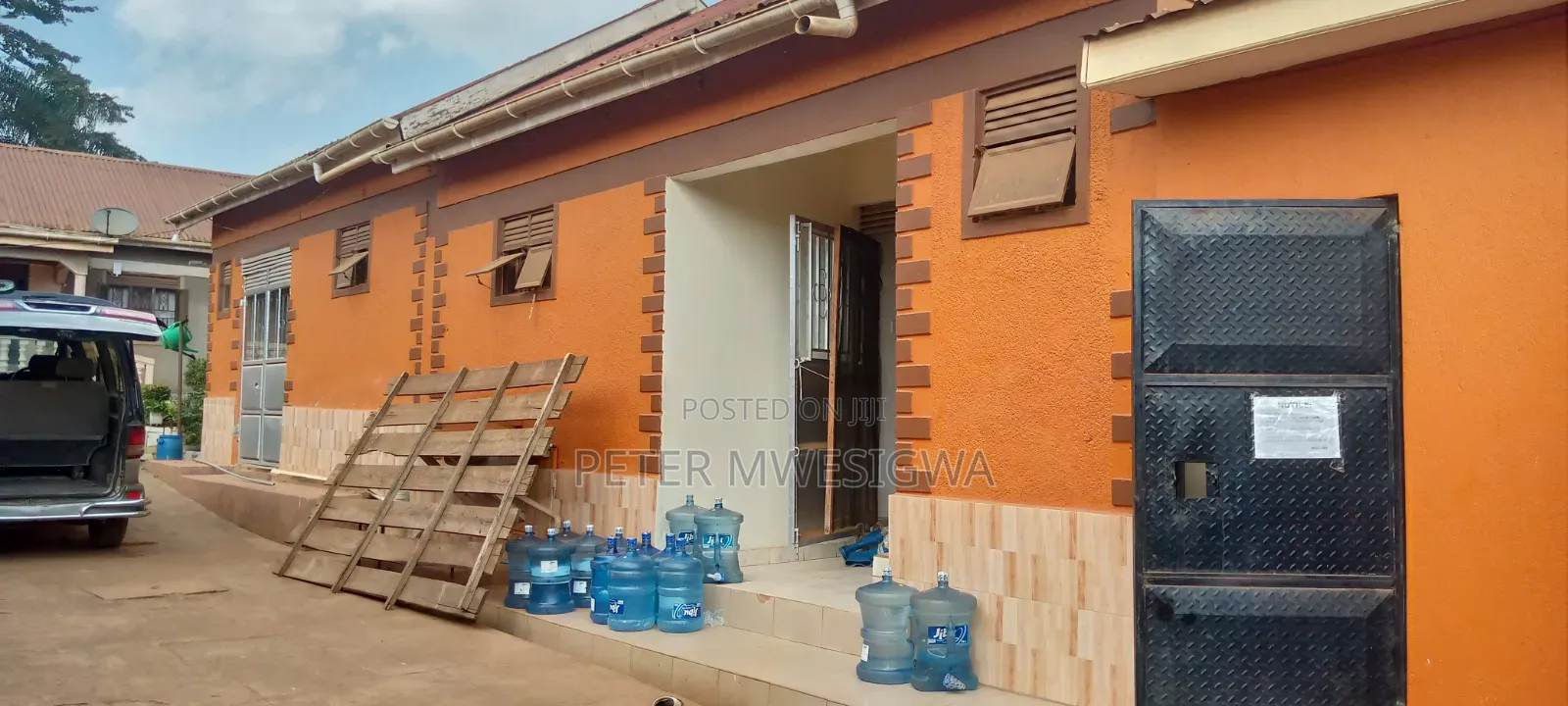 10bdrm House in Nabweru for sale in Nabweru