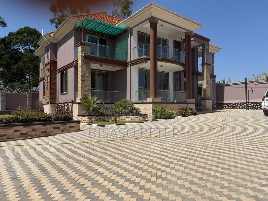 6bdrm Mansion in Kira, Central Division for sale in Central Division