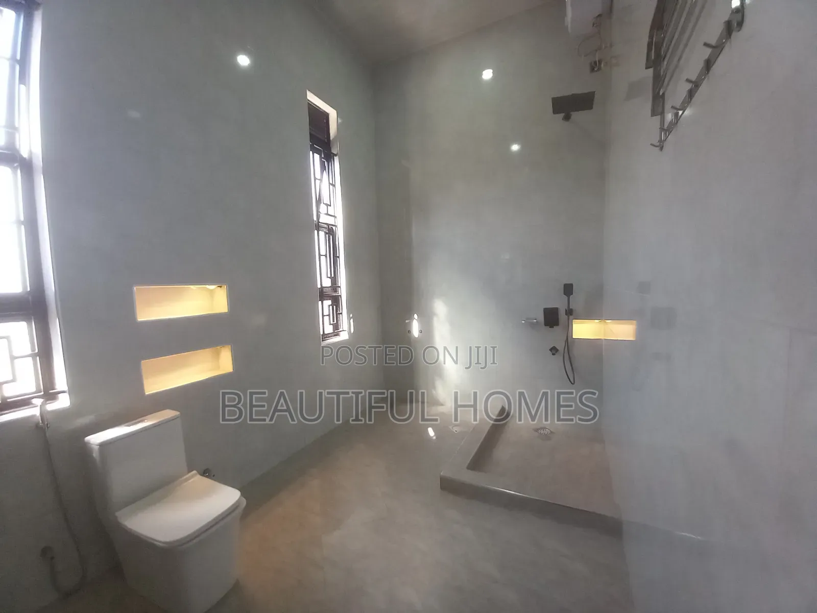 Furnished 4bdrm House in Akright City, Ssabagabo-Makindye for sale in Ssabagabo-Makindye
