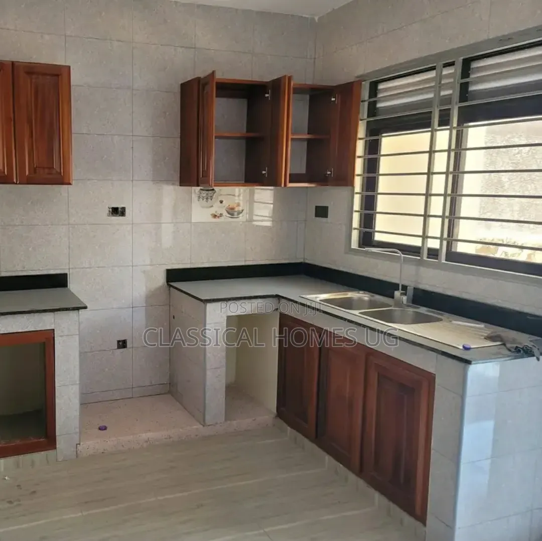 2bdrm Apartment in Lubowa Entebbe Road, Central Division for rent in Central Division