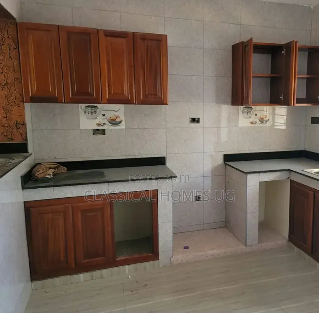 2bdrm Apartment in Lubowa Entebbe Road, Central Division for rent in Central Division